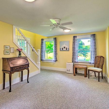 Charming Stanley Home With Yard, 7 Mi To Seneca Lake Дженива Экстерьер фото