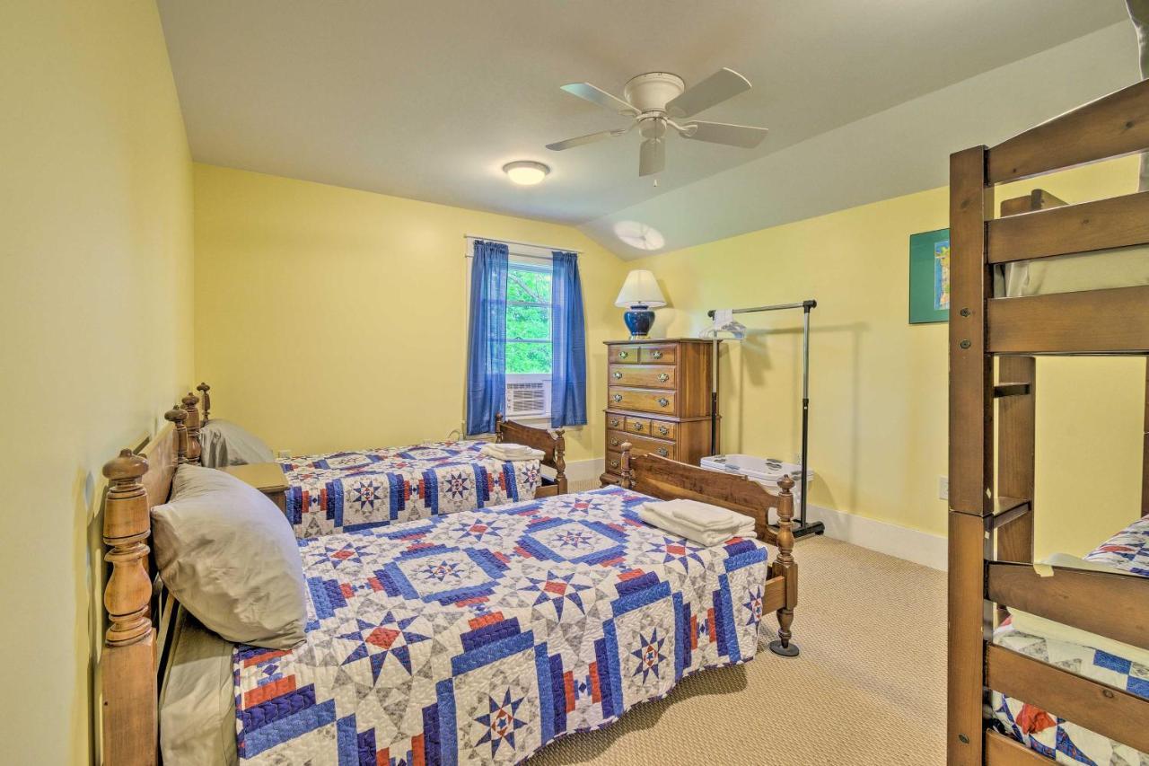 Charming Stanley Home With Yard, 7 Mi To Seneca Lake Дженива Экстерьер фото