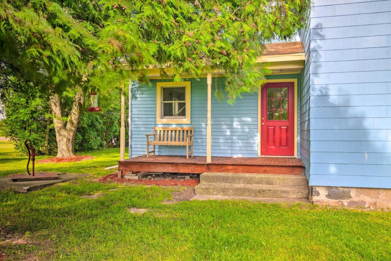 Charming Stanley Home With Yard, 7 Mi To Seneca Lake Дженива Экстерьер фото