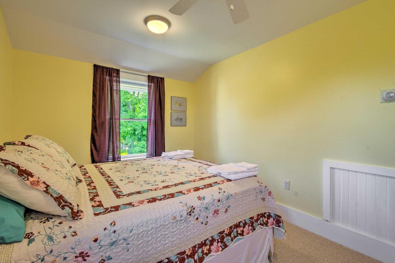 Charming Stanley Home With Yard, 7 Mi To Seneca Lake Дженива Экстерьер фото