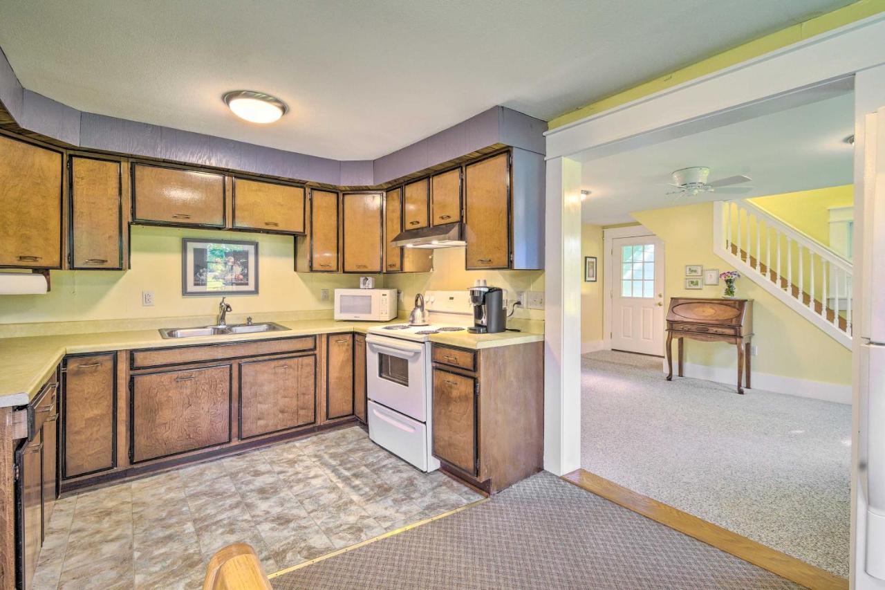 Charming Stanley Home With Yard, 7 Mi To Seneca Lake Дженива Экстерьер фото